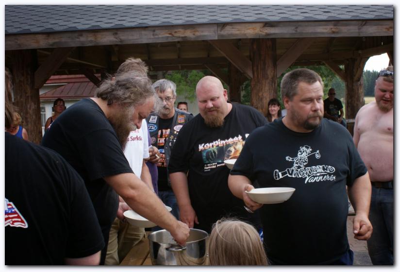 802x537 pixels (61K)